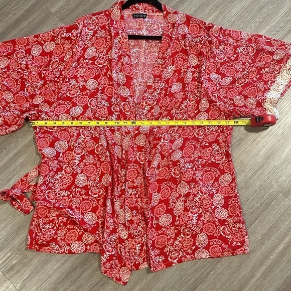 Venus Women Kimono Cardigan Large Red & White Floral Paisley Bohemian Preppy - Picture 11 of 14